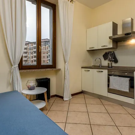 - Near Downtown - Apartamento