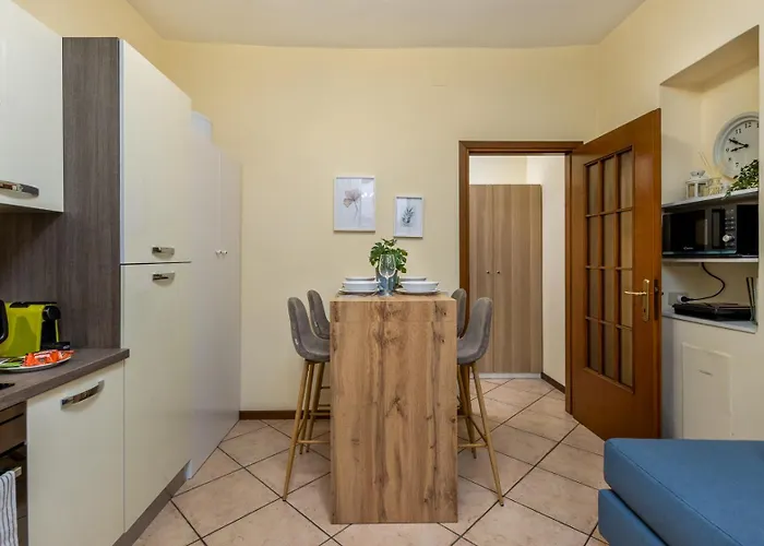 Apartamento - Near Downtown - *